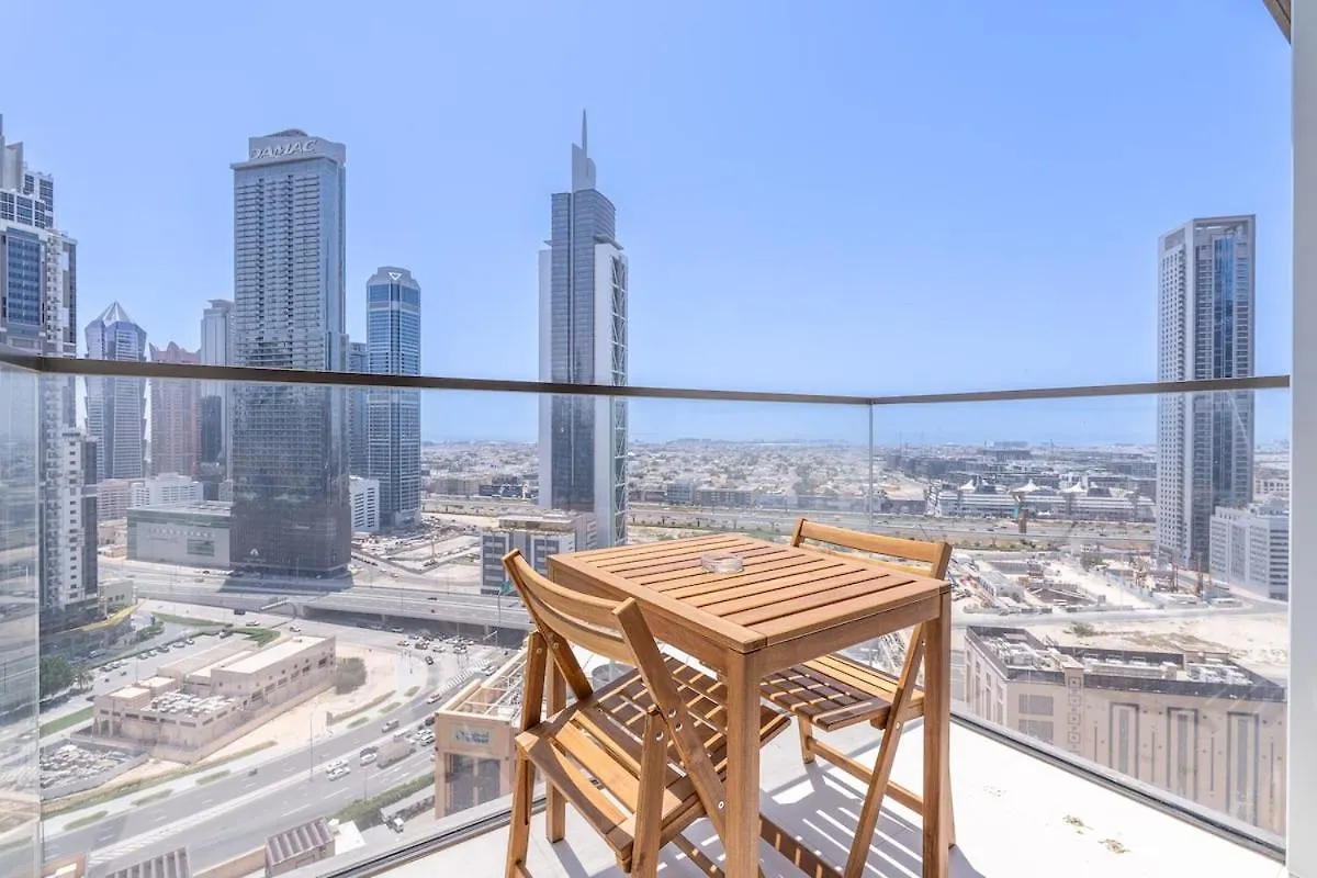 Awesome 2-Bedroom Apartment With Iconic Views In Business Bay Dubai