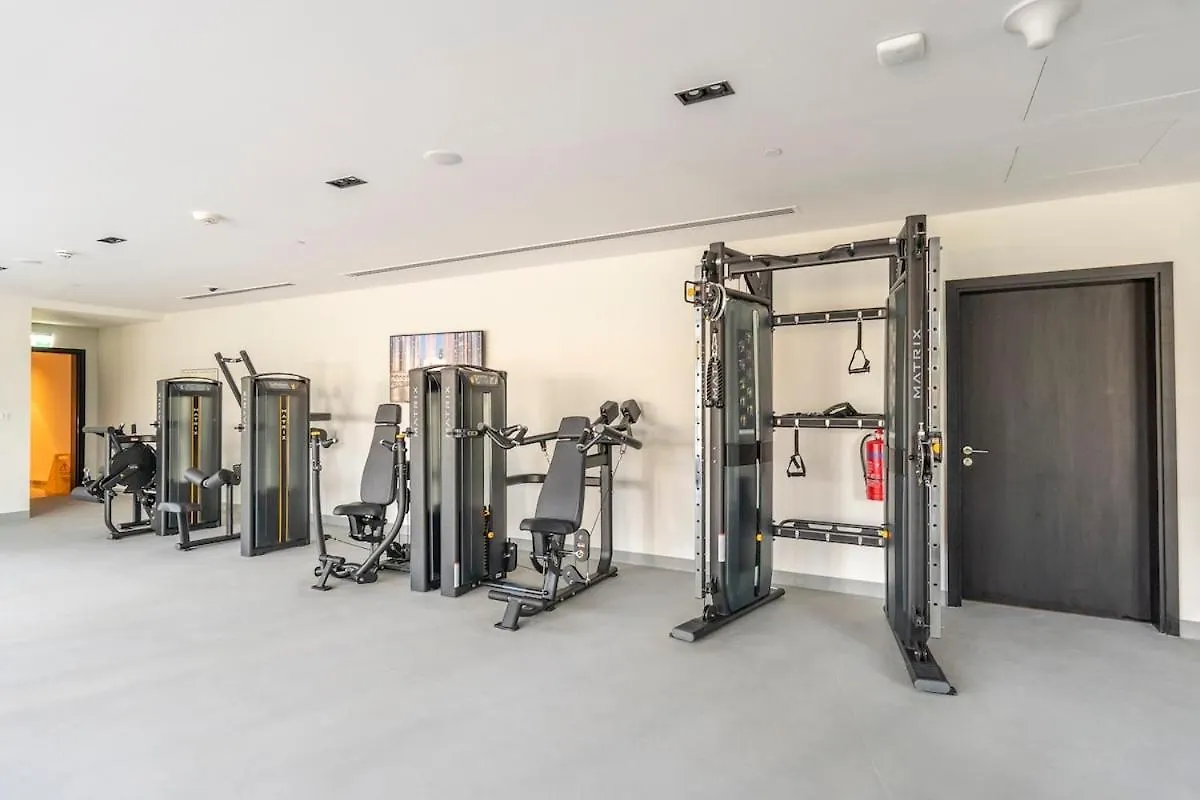 Awesome 2-Bedroom Apartment With Iconic Views In Business Bay Dubai