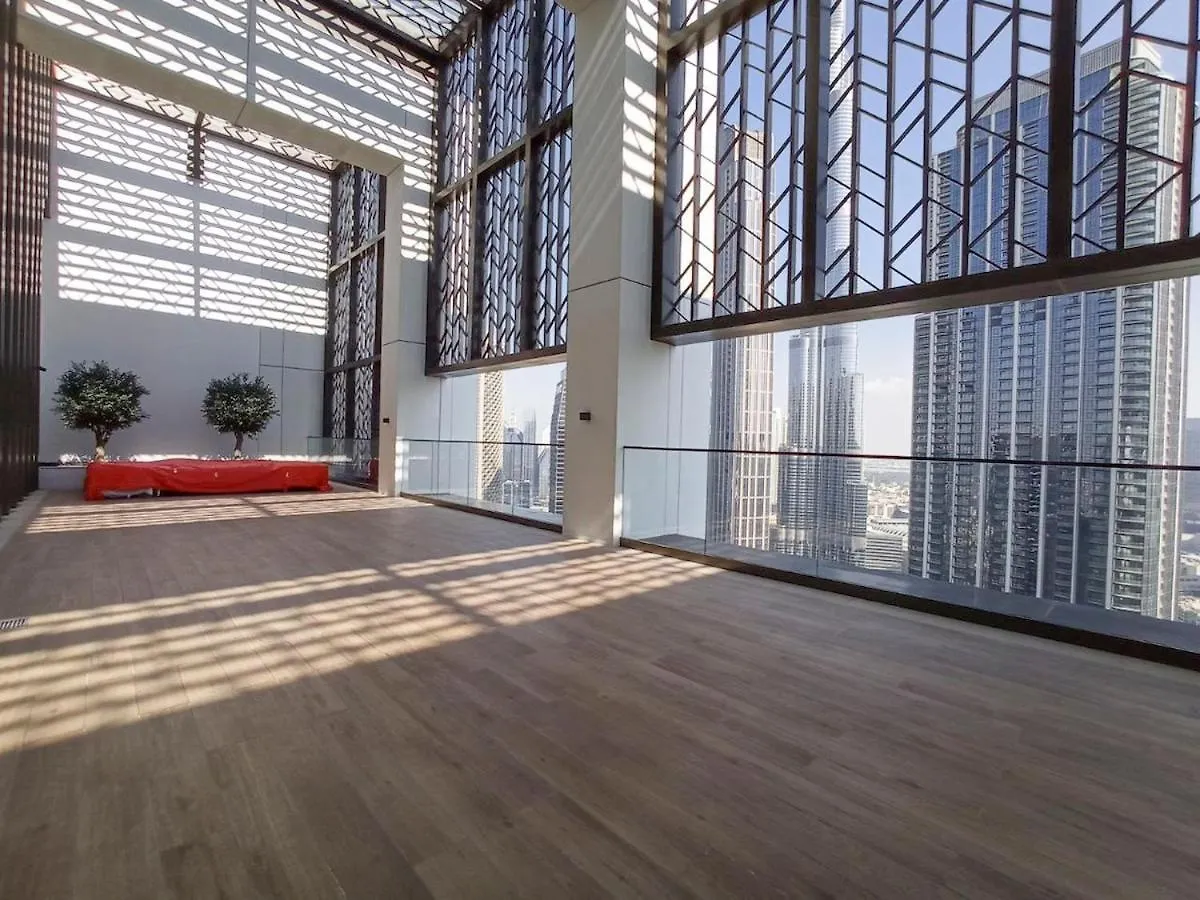 Awesome 2-Bedroom Apartment With Iconic Views In Business Bay Dubai