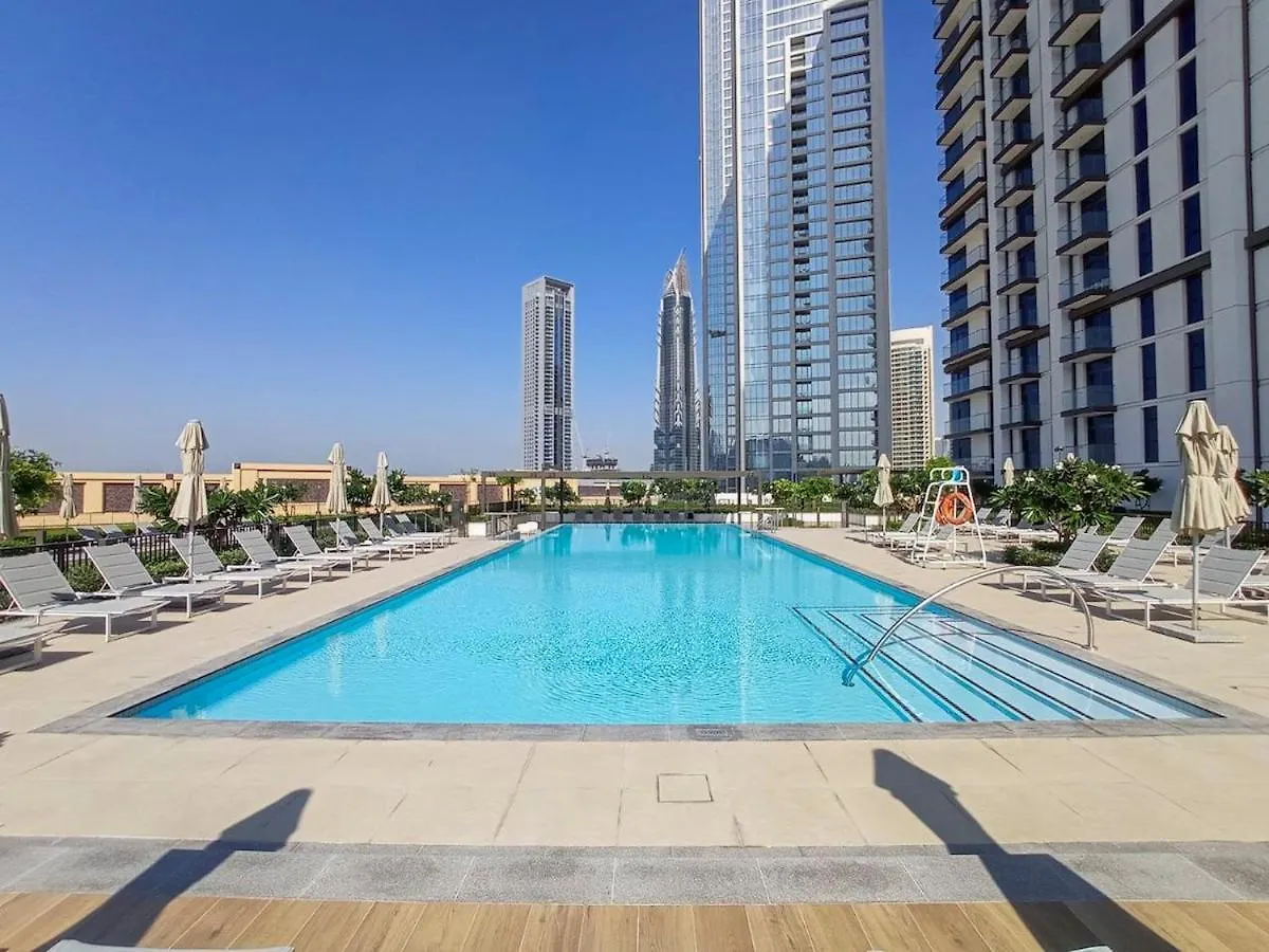 Awesome 2-Bedroom Apartment With Iconic Views In Business Bay Dubai