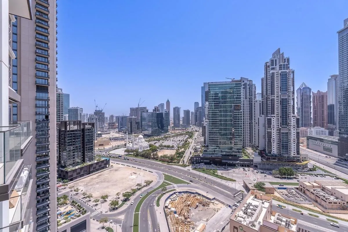 Awesome 2-Bedroom Apartment With Iconic Views In Business Bay Dubai United Arab Emirates